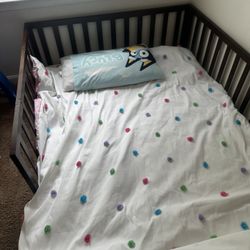 Wooden Bed Frame With Mattress 