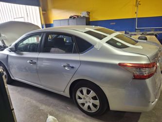 Nissan Sentra Solo Partes