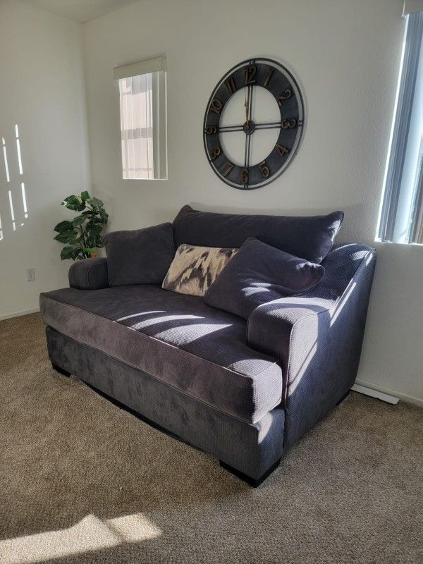 Spartan GREY Jeromes Sofa And Love Seat Excellent Condition