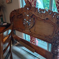 French Style Rococo Queen Size Bed 
