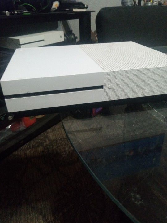 Xbox One S