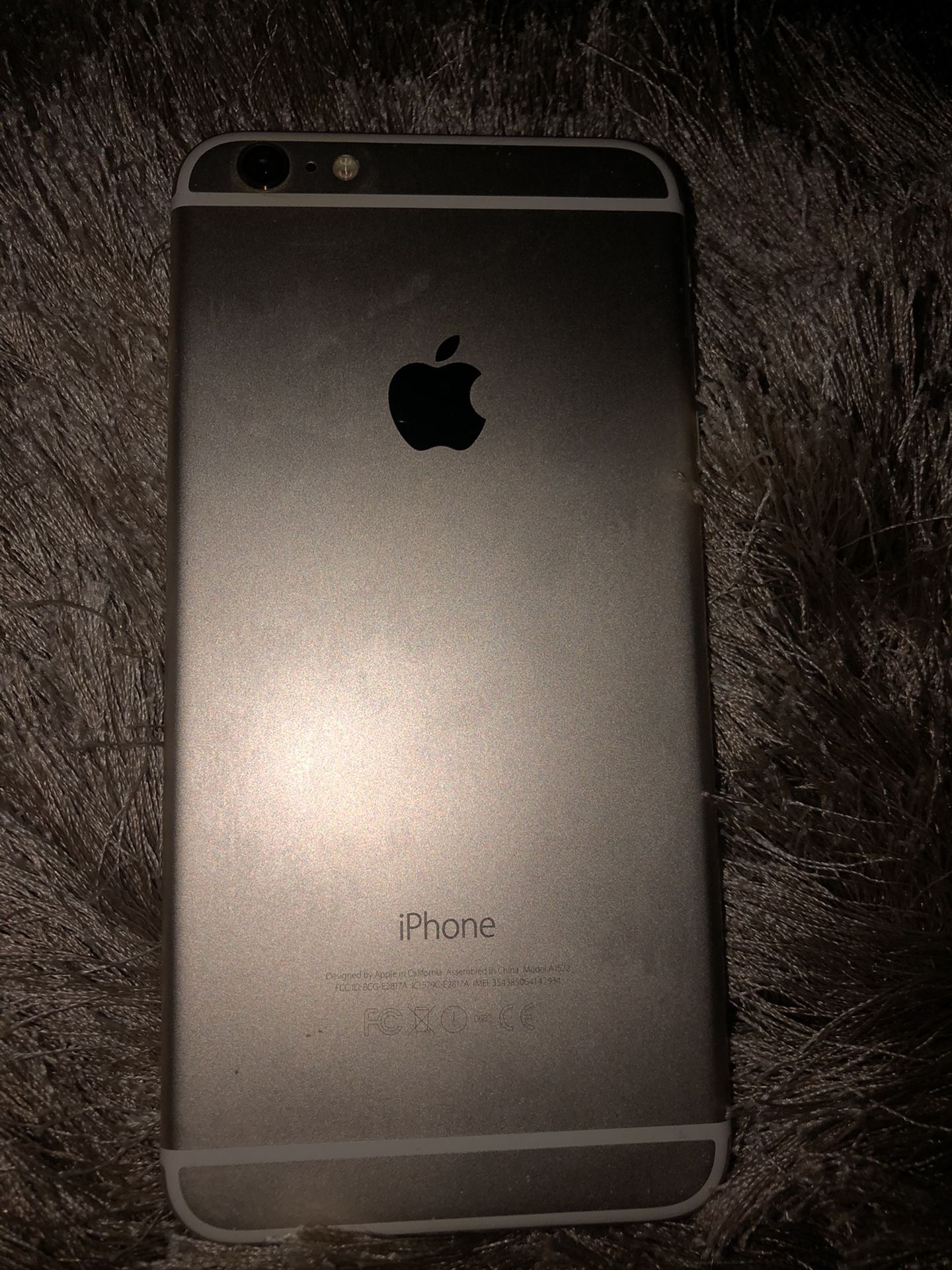 I Phone 6s Plus. Rose Gold -AT&T