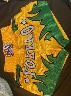 YOKKAO MUAY TAI SHORTS 