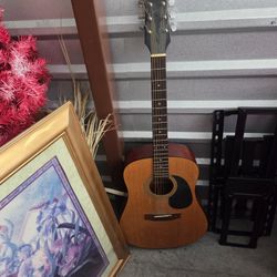 Guitar And Banjo