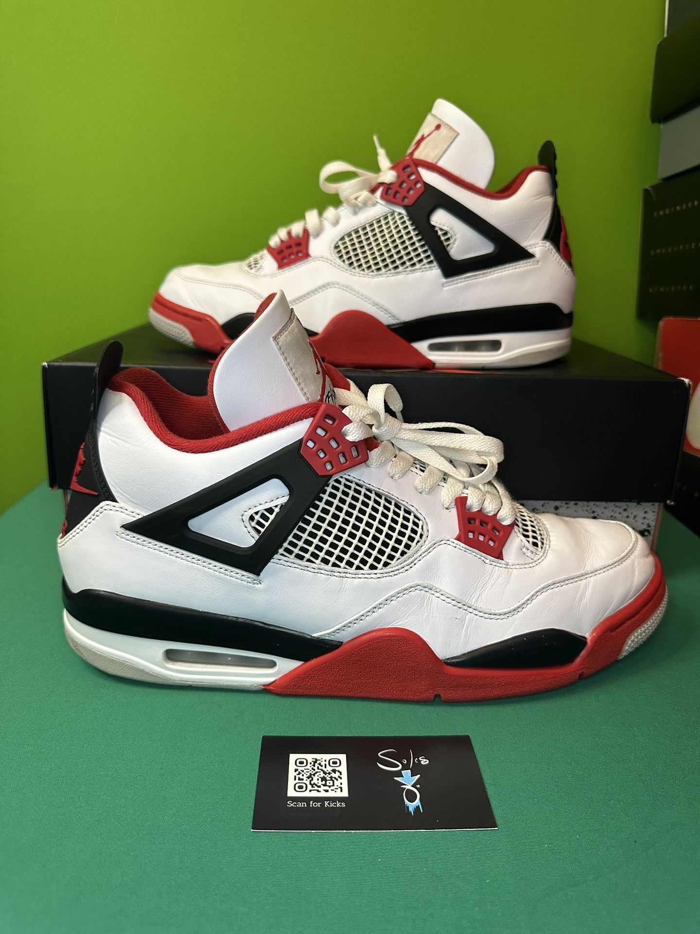 Air Jordan 4 Retro 2020 “Fire Red” USED Size 13 OG ALL DC7770-160