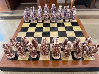 Vintage Chinese/Korean Resin Chess Set Mid-Century Asian