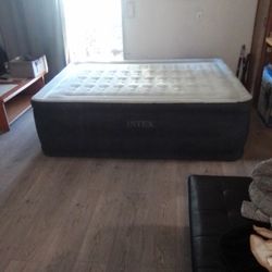 Queen Airbed