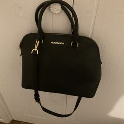 Black Michael Kors 