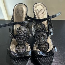 Pelle Moda Heels Size 6.5
