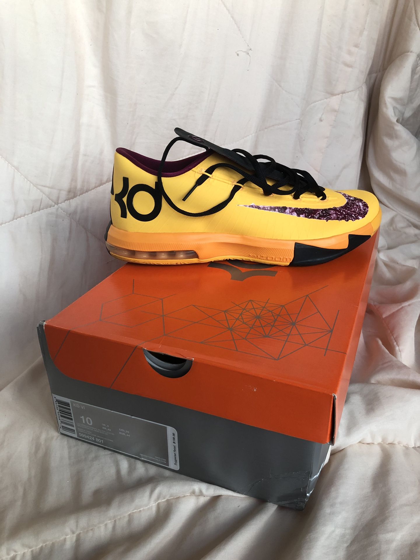 Nike KD VI (Peanut Butter & Jelly)