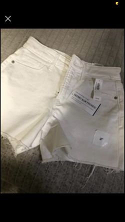 Sz 0 woman old navy shorts