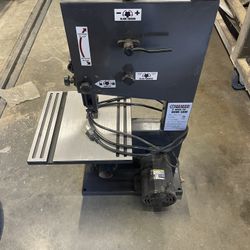 Central Machinery 9inch Bench Top Band Saw
