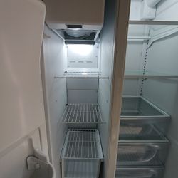 Frigidaire Refrigerator