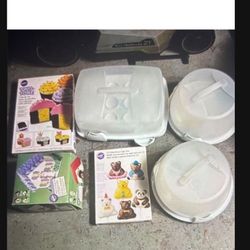 WILTON BAKING PRODUCTS 