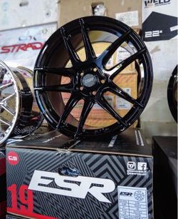 ESR Wheels CS8