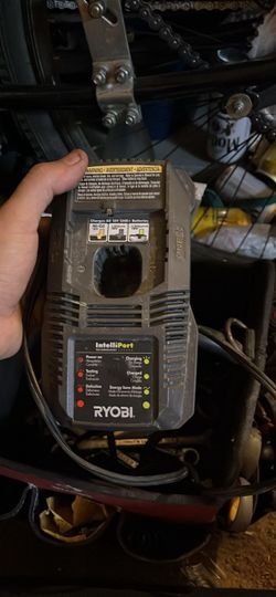 Ryobi 18 V battery charger