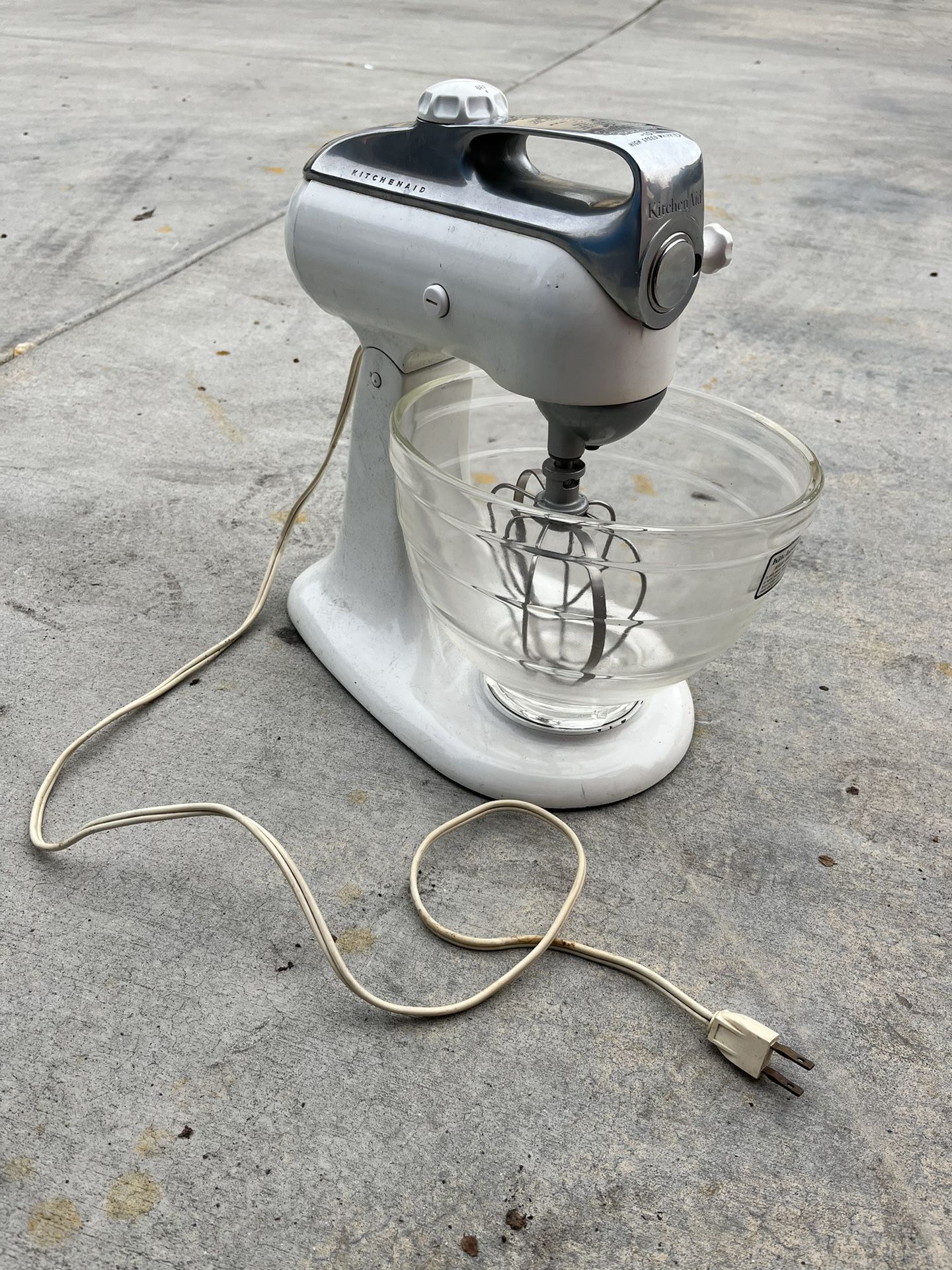 Kitchen Aid Limited Addition Stand Mixer for Sale in Los Angeles, CA -  OfferUp