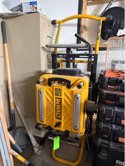Dewalt 735 13” Planer