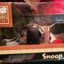 New. Pull Along Toddler Toy. Snoop N Sniff