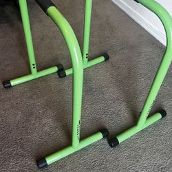 Lebert Fitness Dip Bar Stand