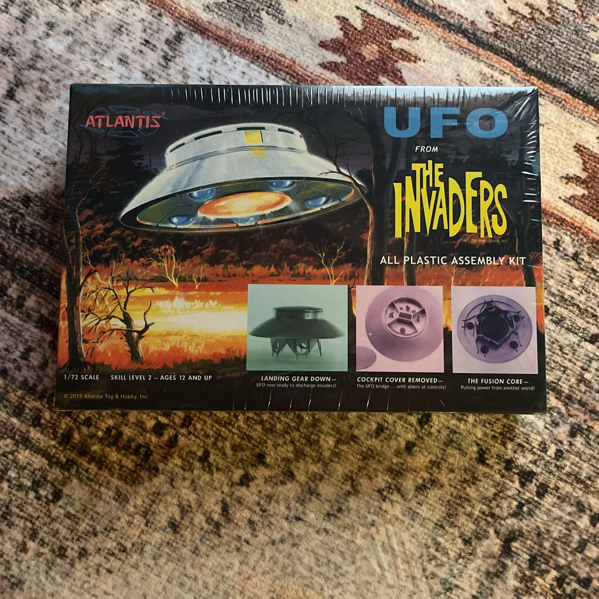 UFO The Invaders Assembly Kit