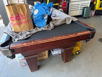 Pool table