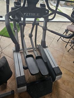 True fitness cs800 elliptical used