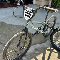 DK BMX