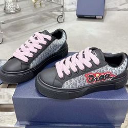 Men's cowhide round-toe lace-up low-top sneakers in blue and white, limited edition