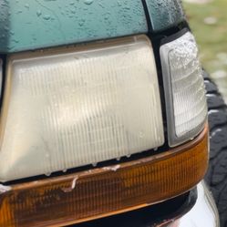 98-12 Ford Ranger Headlight Assembly