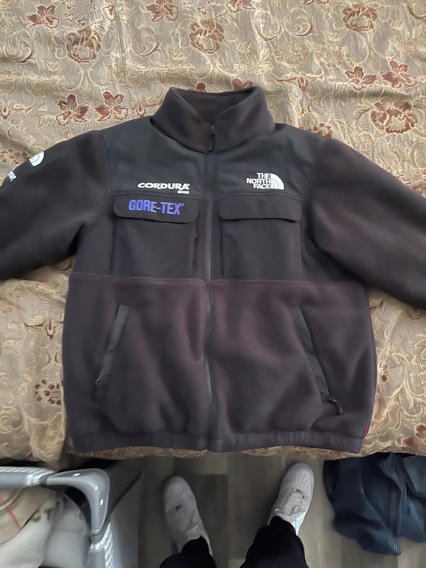 TNF SUPREME 9/10 Used Jacket