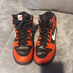 Nike 5 1/2
