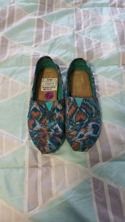 Multi colored native print Toms