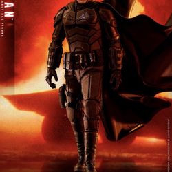 The Batman Hot Toys DC Comics 