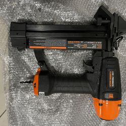 4-in-1 18-Gauge Pneumatic Flooring Nailer and Stapler