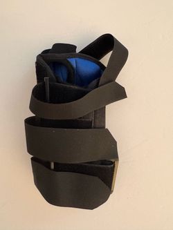 Thumb / Wrist Brace  (right hand)