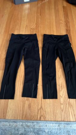 Lot of 2 Lululemon Cropped leggings black size 2