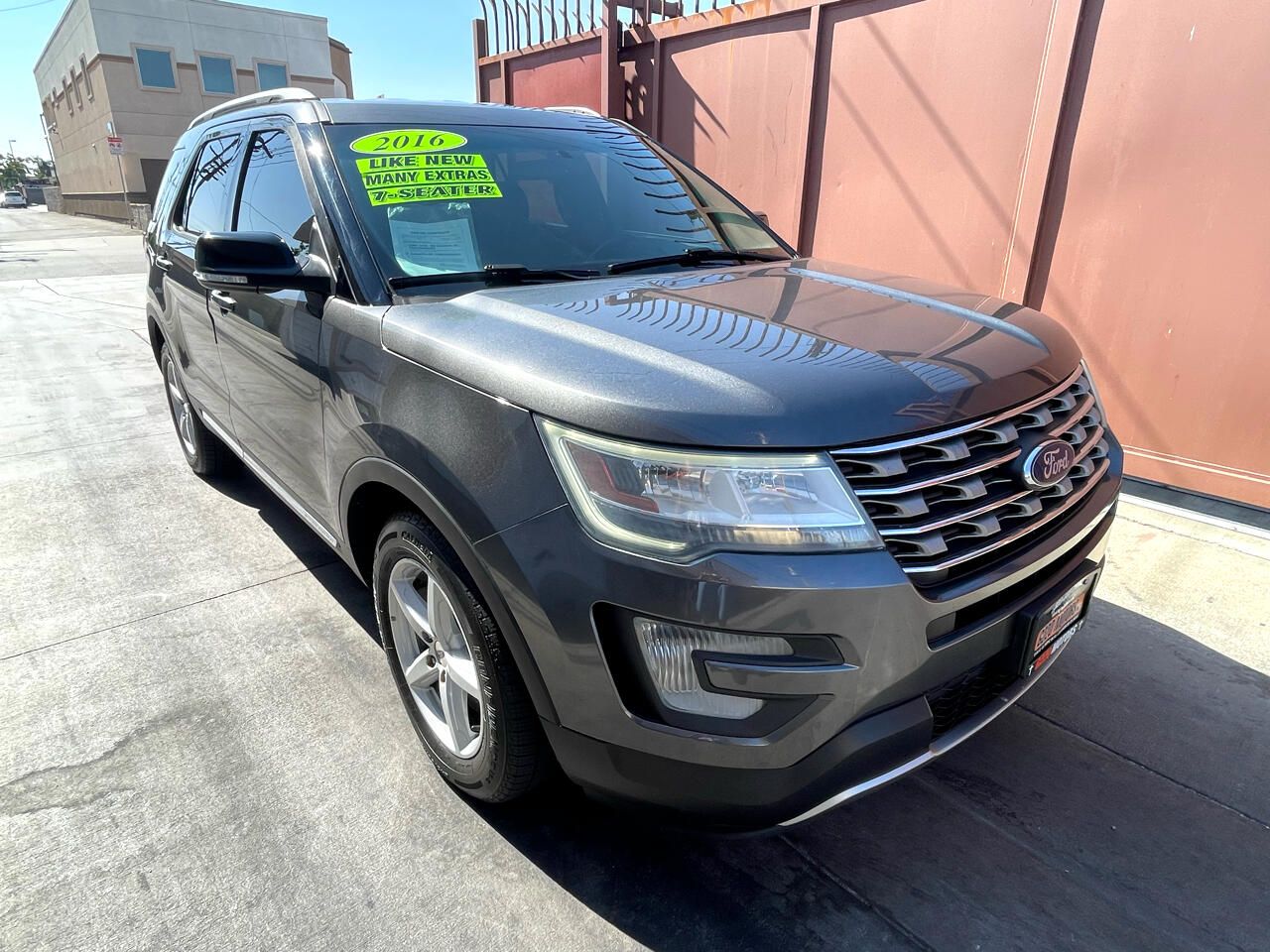 2016 Ford Explorer