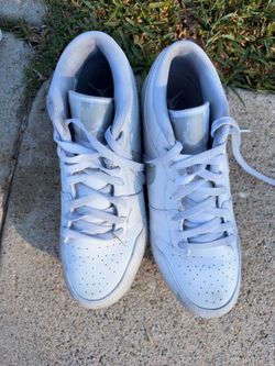 Men’s football cleats size 10.5