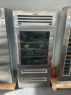 Sub-Zero PRO3650GRH Built-In Side-by-Side Refrigerator (Open Box / Scratch & Dent)