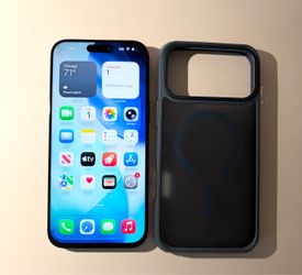 Apple iPhone 17 Pro Max (Unlocked)