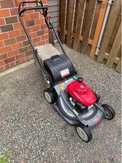 Honda HRX 217 Lawn Mower Self Propelled Walk Behind 21" Select Drive 4-in-1 Versamow