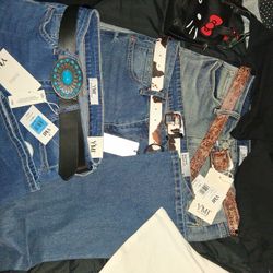 LADY, S  APPEAL, CLOTHE, SHIRTS, DRESSES, PANTS, SANDALS, BOOTS, PURSES