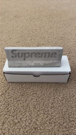 Supreme mini jersey barrier
