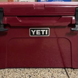 Yeti Tundra 45 Cooler 