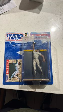 Vintage 1997 Starting Lineup Ken Griffey Jr. Figure 10th Year