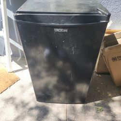 Mini Refrigerator 