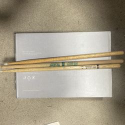 3 drumsticks