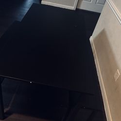 ShadowLine Dining Set