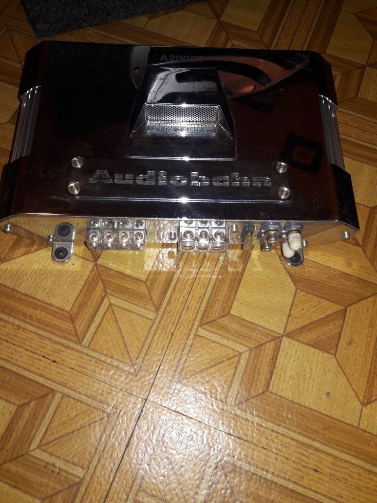 10 inch Kicker speaker and 500 watt Memphis amp and 300watt audiobahn 250 firm for all